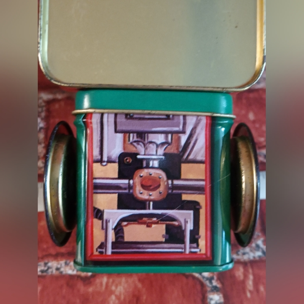 𝑺𝒂𝒏𝒕𝒂'𝒔 𝑵𝒐𝒓𝒕𝒉 𝑷𝒐𝒍𝒆 𝑫𝒆𝒍𝒊𝒗𝒆𝒓𝒚 𝑻𝒊𝒏 𝑽𝒕𝒈.𝑻𝒓𝒖𝒄𝒌 - Picture 13 of 16